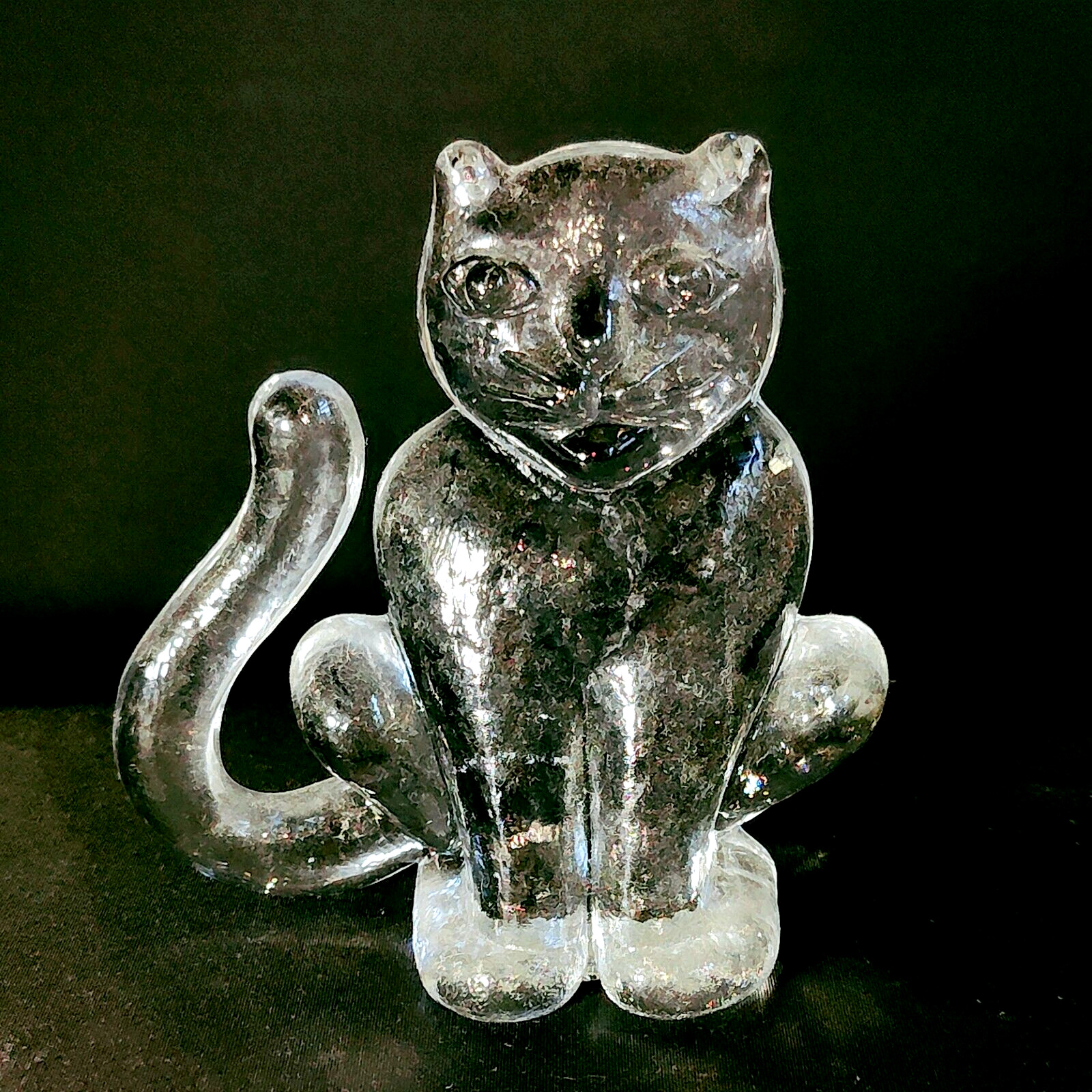 KOSTA BODA MEDIUM CAT, Cast Glass, 5 3/4 “, Bertil Vallien, SWEDEN MCM