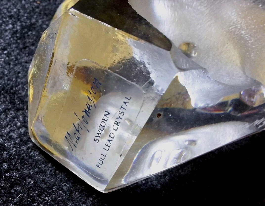 Swedish Crystal Mats Jonasson Carved Baby Seal Original Gift Box