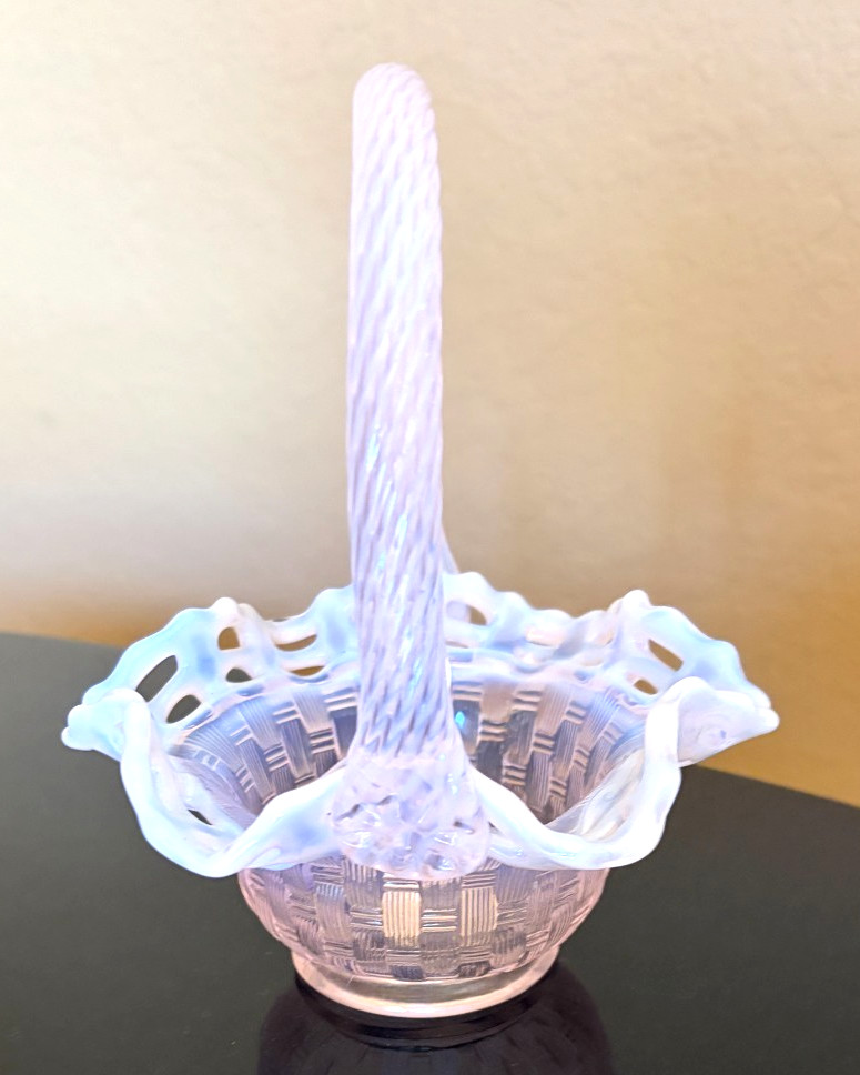 Fenton Large Pink Opalescent Basket Lattice Weave Milk White Ruffle Twisted Hand