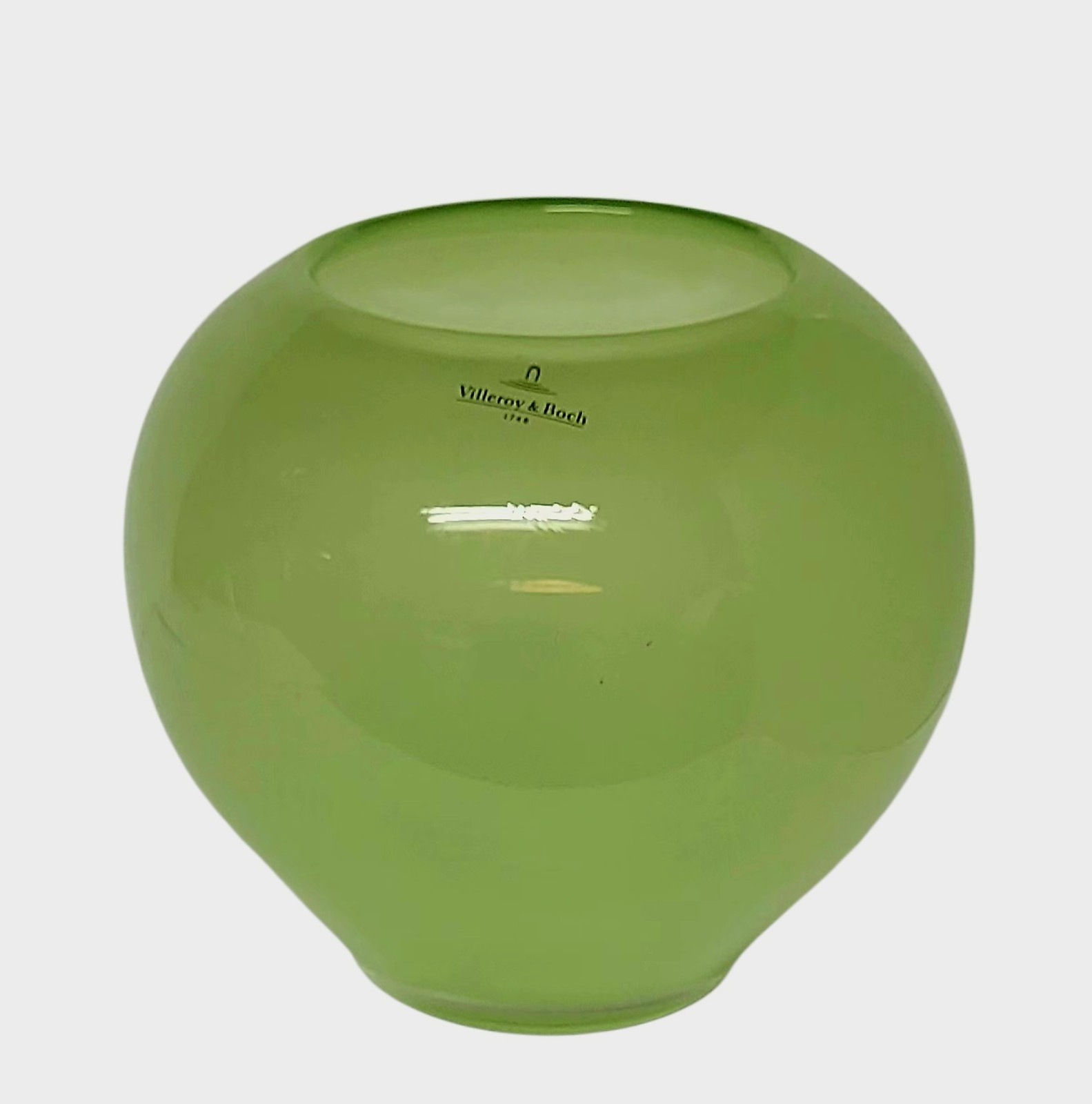 Villeroy & Boch Cumulus Green Glass Orb Vase Perfect Condition 1748 Sticker