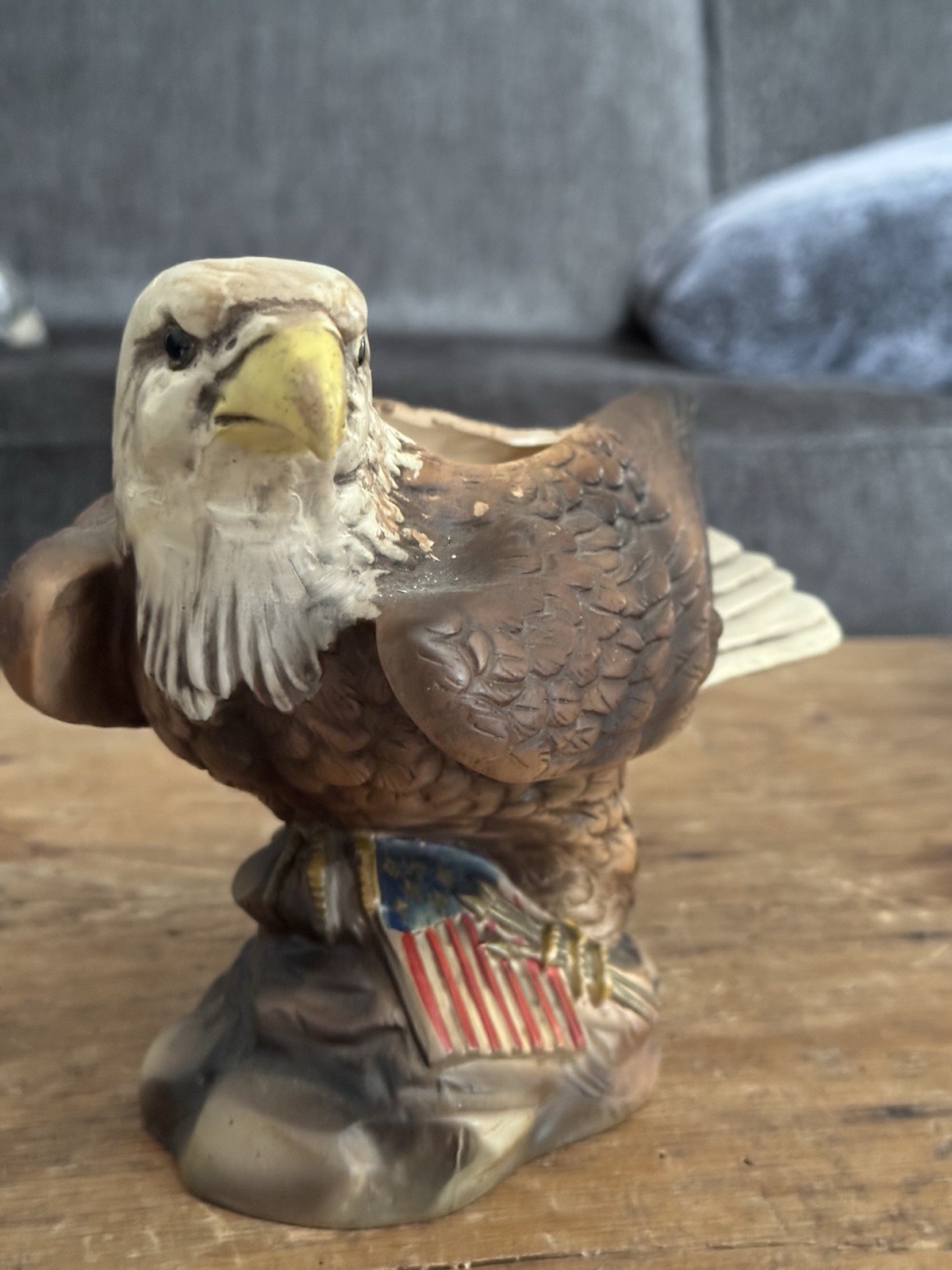 VTG AMERICAN BALD EAGLE CERAMIC PLANTER VASE INARCO 1964 Cleveland, Ohio E-2310