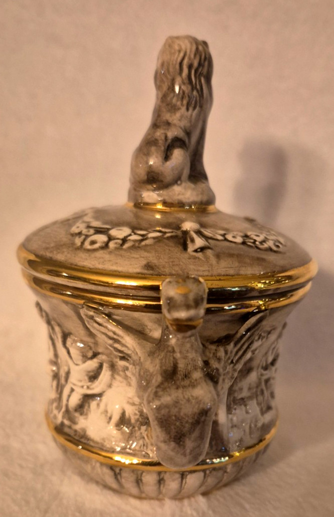 Vtg Capodimonte Monkey Sugar Bowl Dragon Double Handles Odd Creature