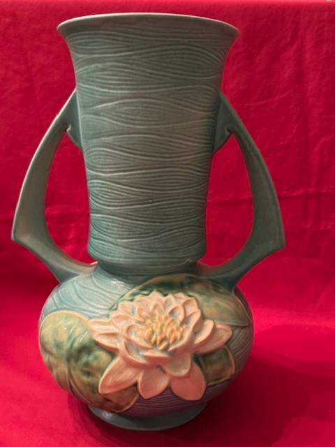 Large 12 in 1940’s Roseville Pottery Blue Water Lily Vase with Handles #81-12″