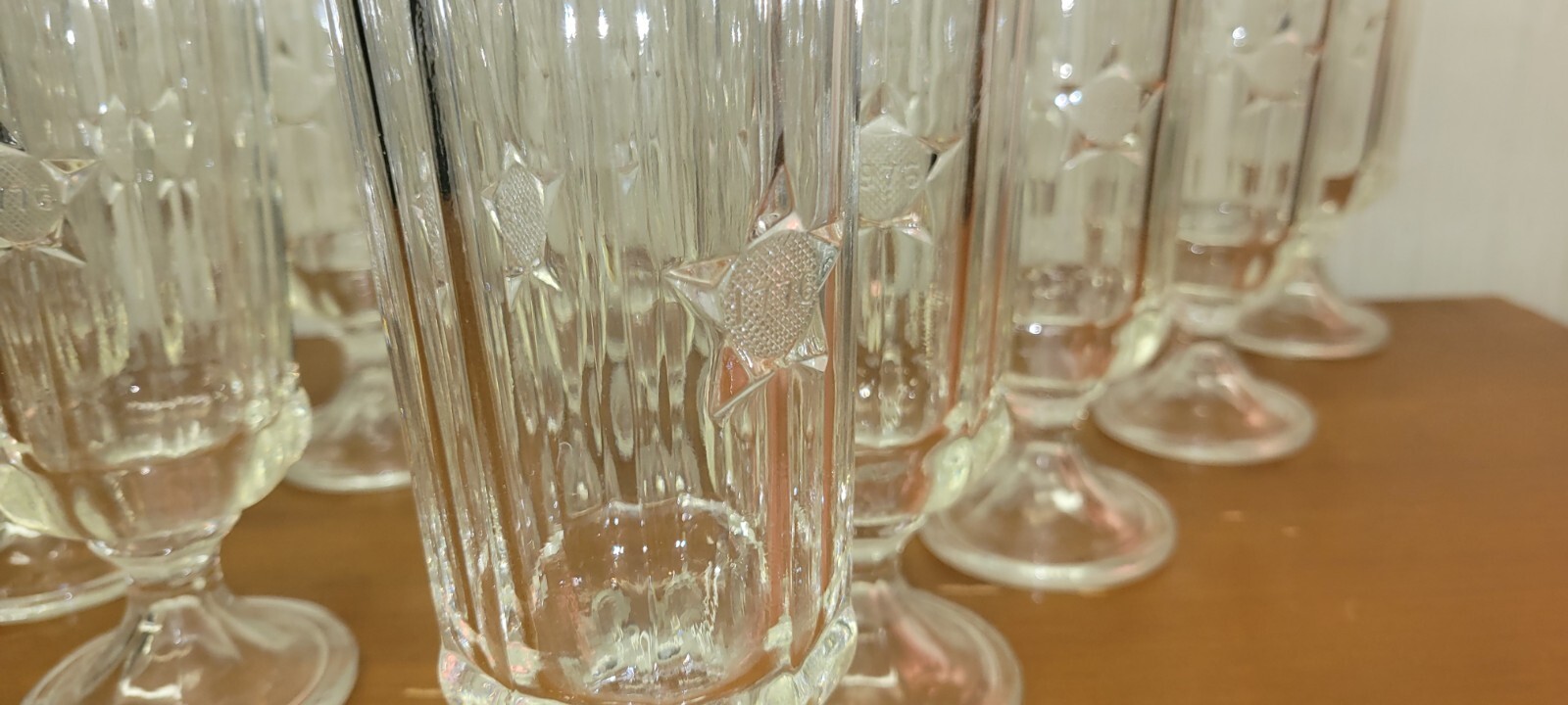 VINTAGE Bicentennial U.S.A Pilsner Ale Beer Pedestal Glasses Star 1776-1976 