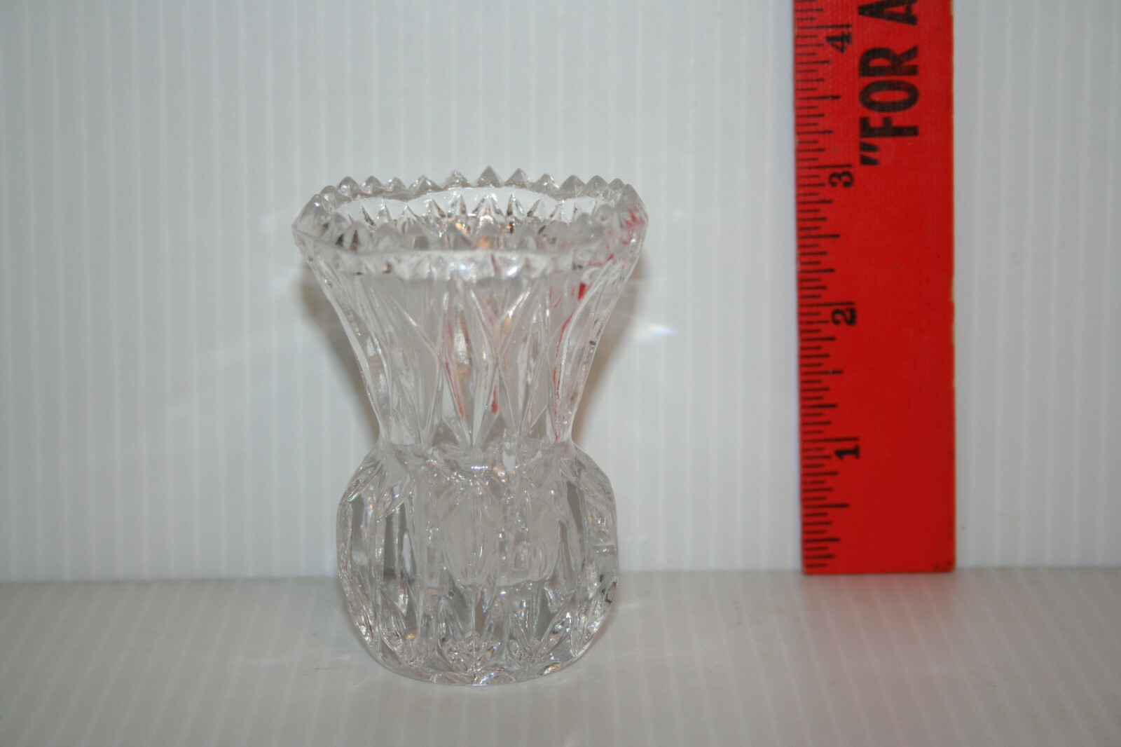 Clear Cut Lead Crystal Toothpick Holder Bud Vase Diamond Style Sawtooth 3″ Tall