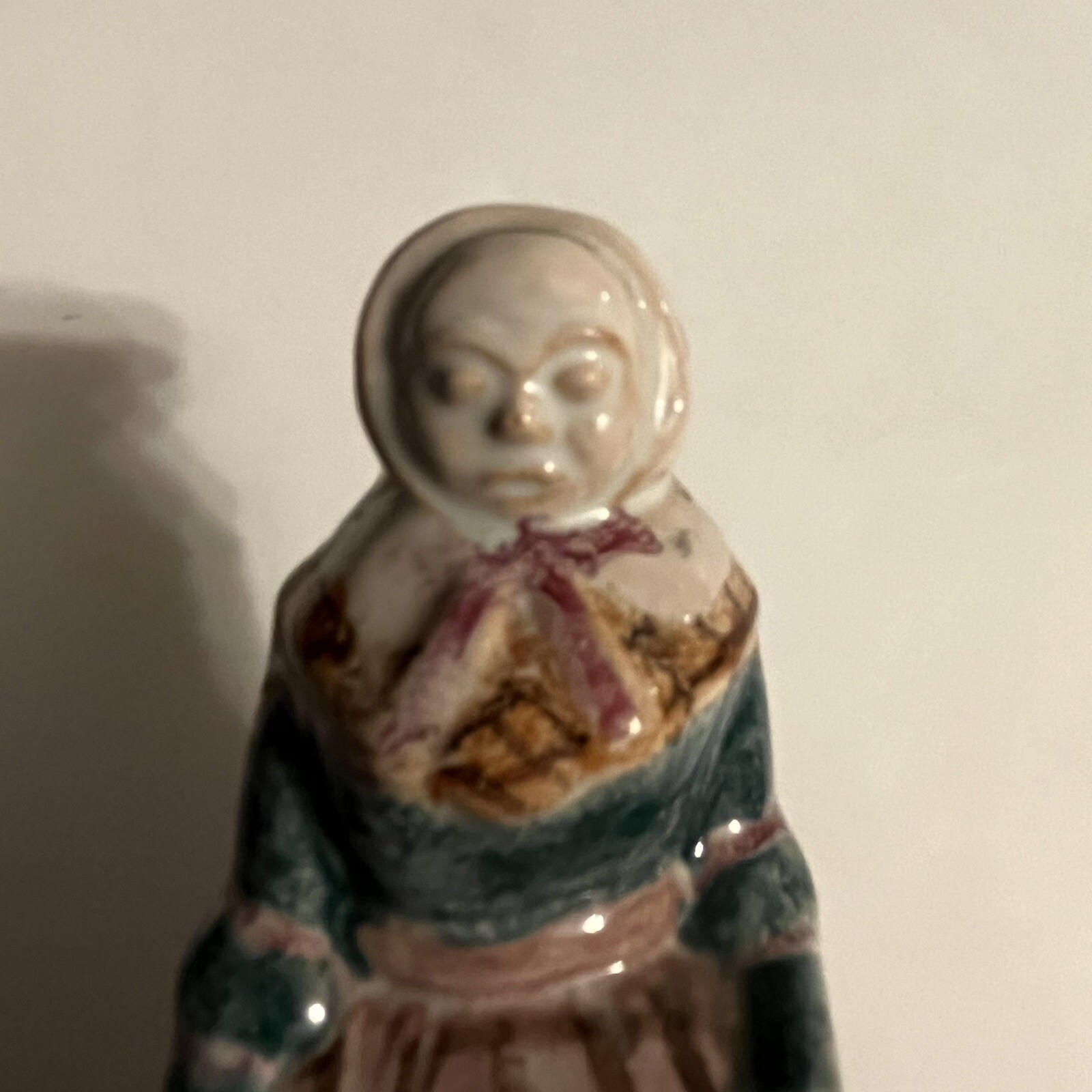 Michael Andersen MS&S Pottery Woman Figure 5347 4.5″H Denmark Danish Ceramics
