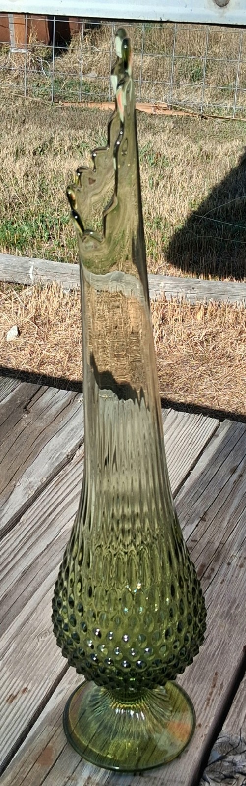 Gorgeous 21″ Fenton Hobnail Colonial Green Swung Vase 1963-1977
