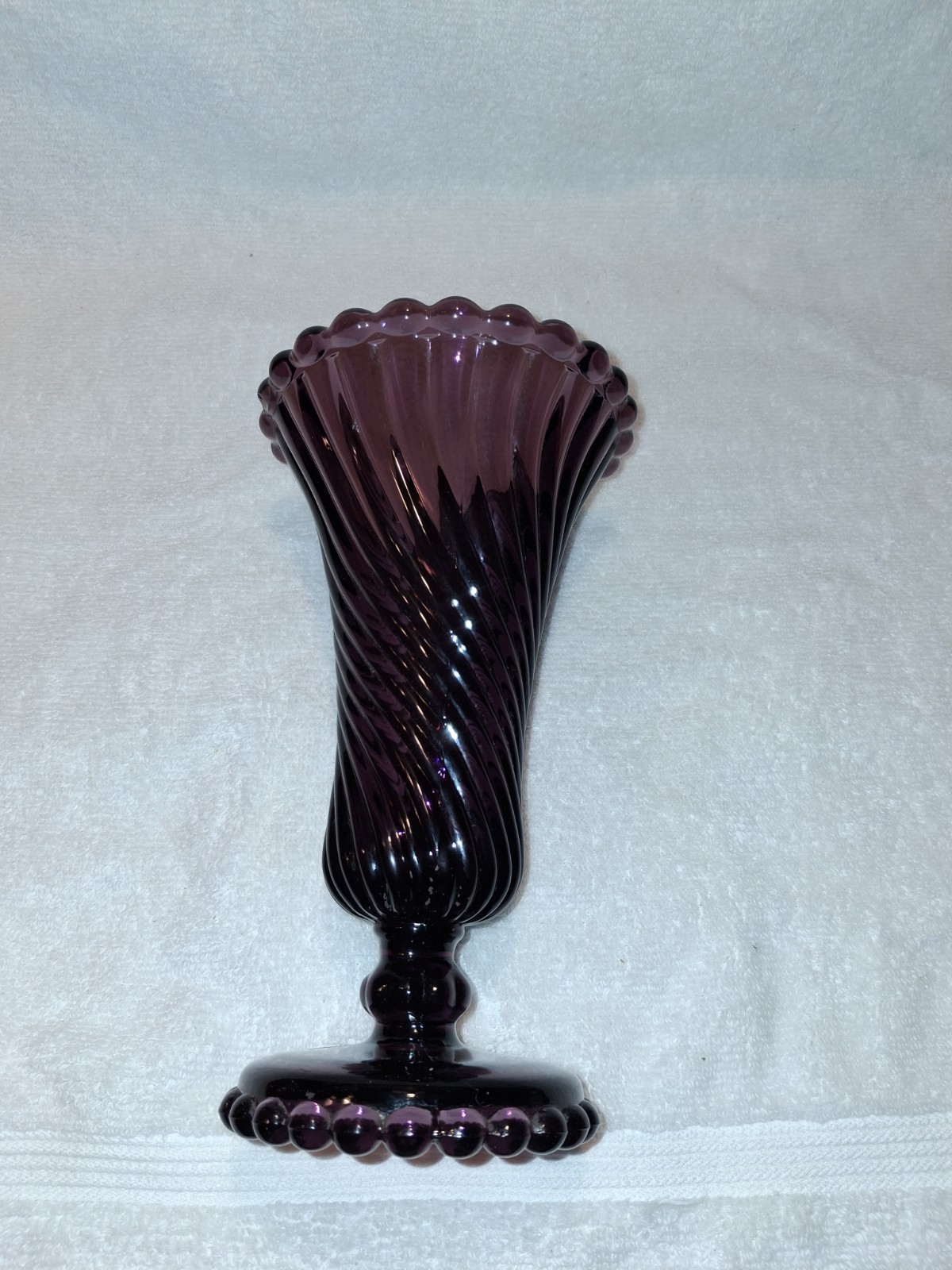 Westmoreland Amethyst And Ball Vase