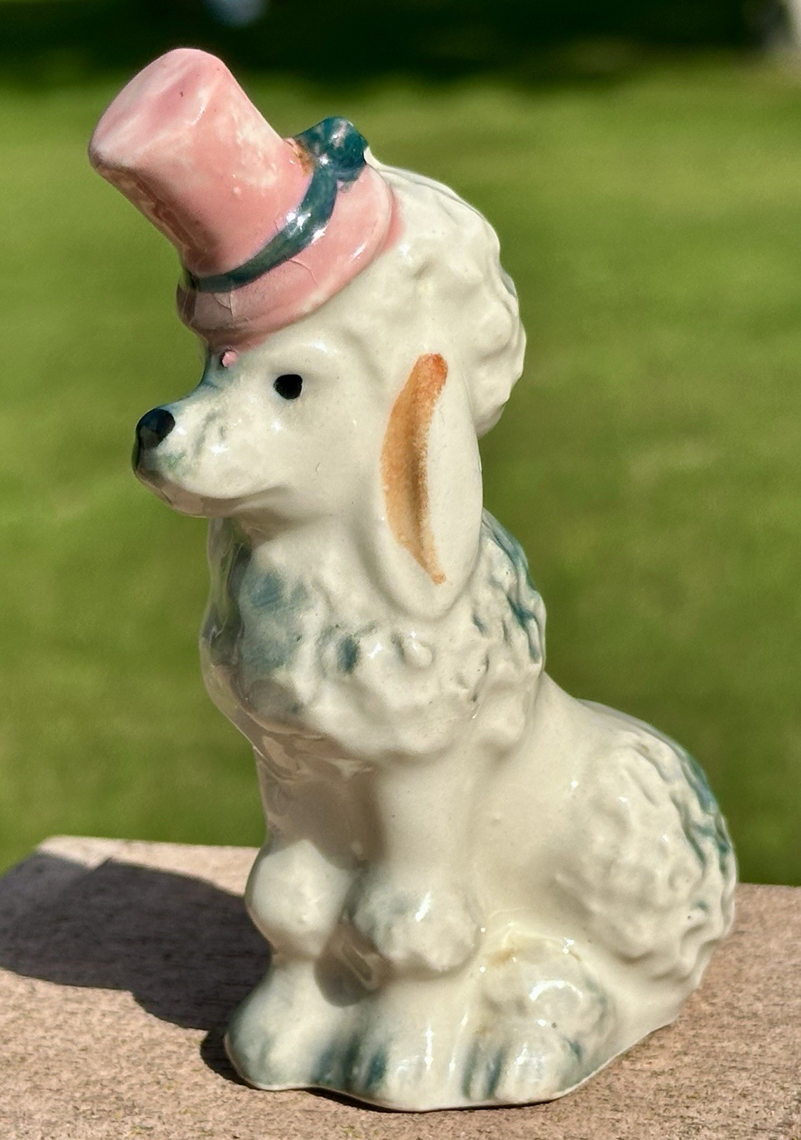 Vintage Pico N Y Ceramic Poodle Figurine With Pink Top Hat Made in Japan 4.5″