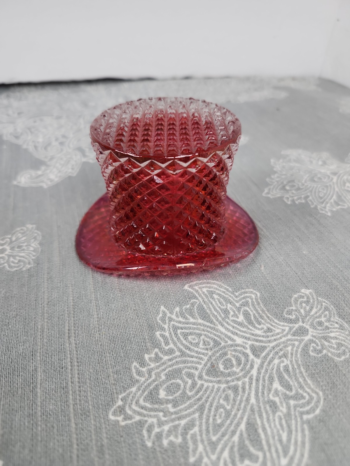 Vintage Ruby Art Glass Top Hat Mid-century Toothpick Holder