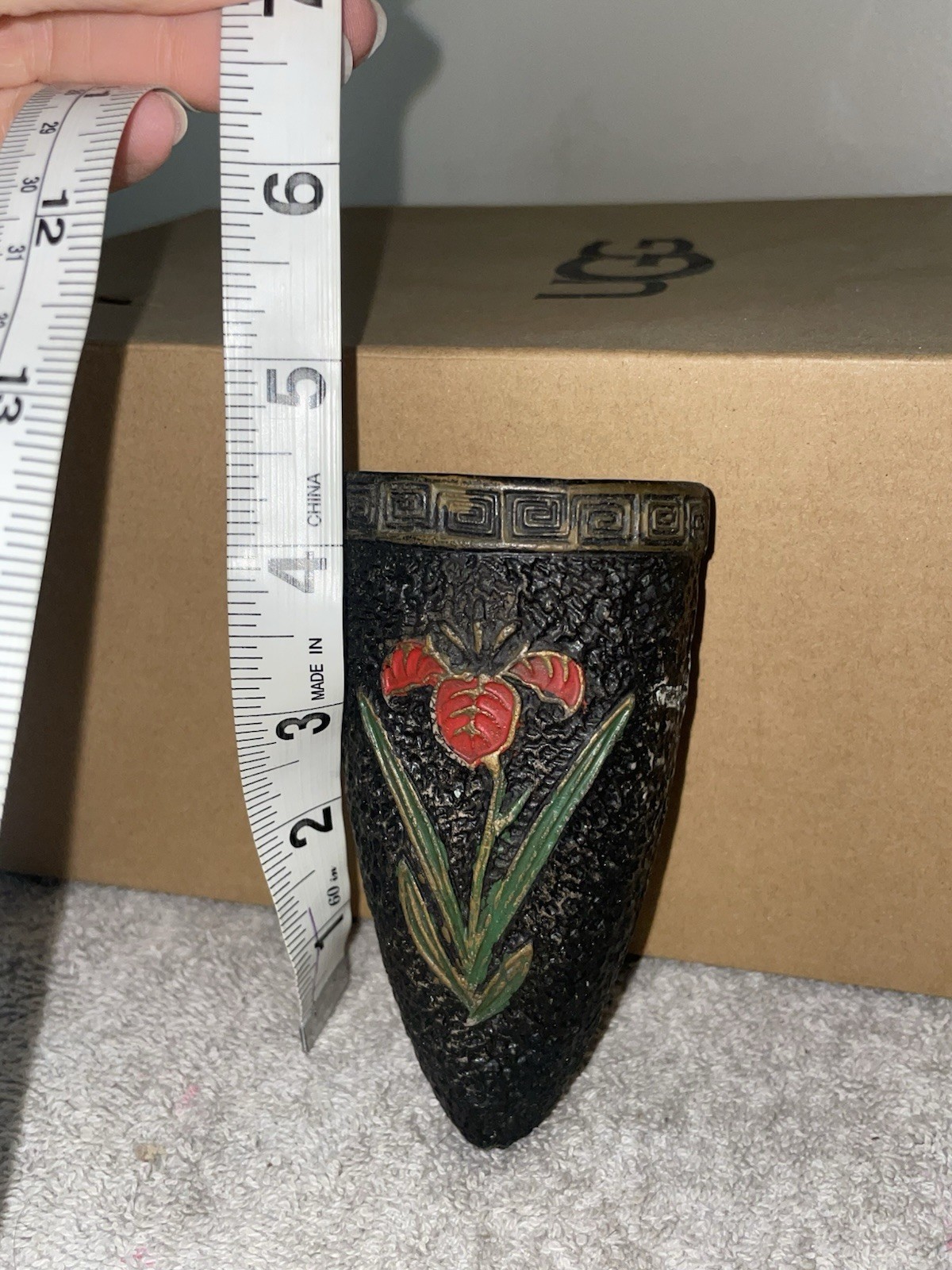 Wall Pocket Floral Small Made In Japan Black And Red Flowers Vintage
