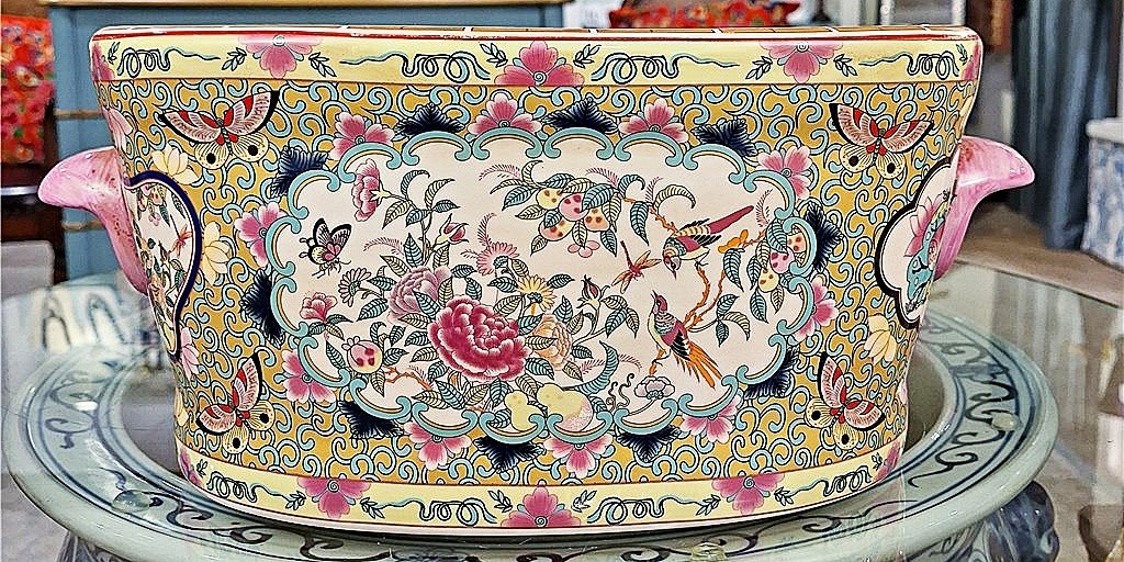 Colorful Famille Rose Chinoiserie Porcelain Footbath. Hand Painted (14.50”L)