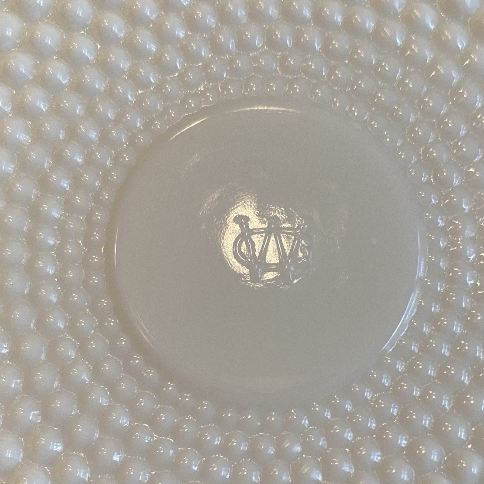 Vintage Westmoreland Milk Glass American Hobnail Pattern 4.5″d Round Ashtray
