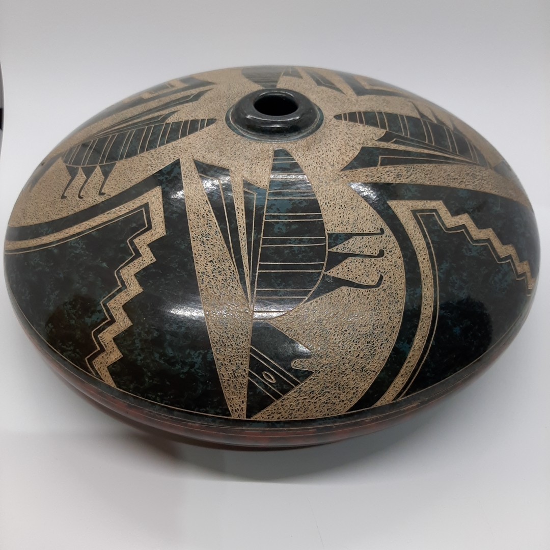 Sgraffito Redware Pottery Signed Mario Norori Made In Nicaragua Vase Pot 11″