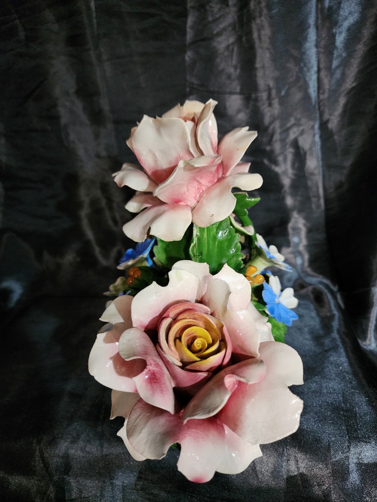 Vintage Capodimonte Porcelain Nuova Flower Basket Centerpiece Italy (READ)