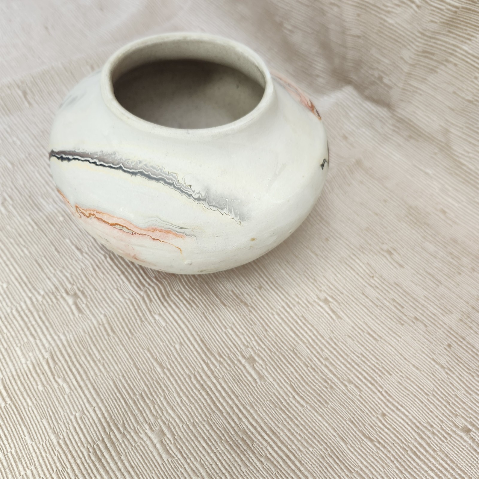 Nemadji Pottery Bowl Hand Made Painted Swirl Native American USA Vintage