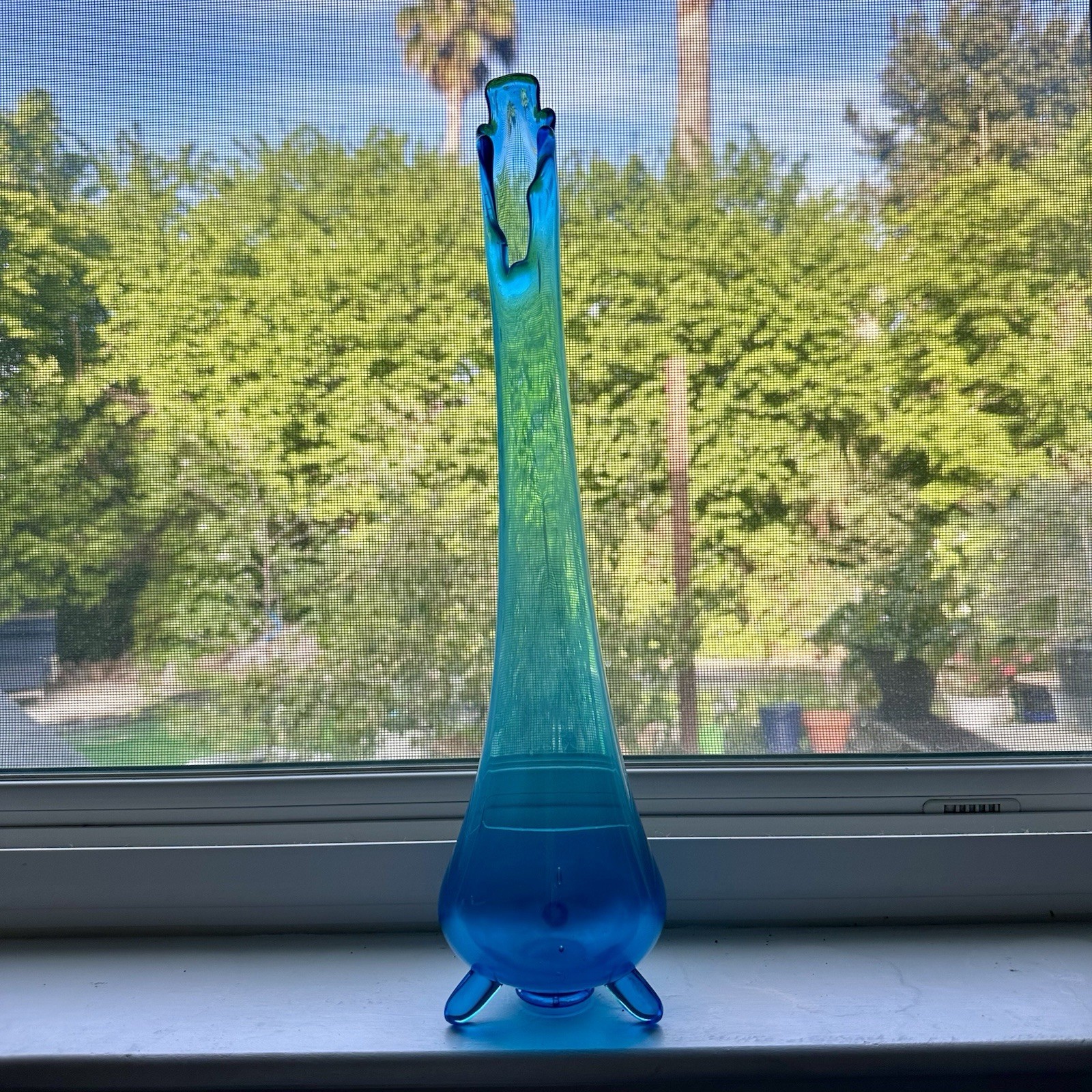 Vintage MCM LE Smith Swung Vase Blue Art Glass Mid Century Tripod Feet 15”H