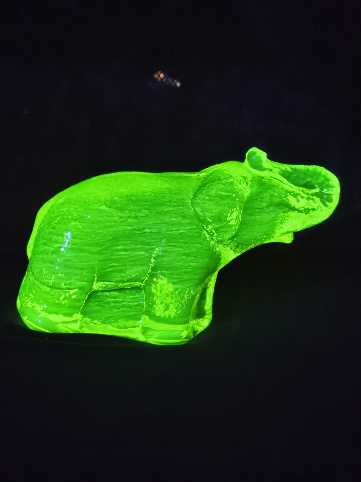 Vaseline Glass ~ ELEPHANT TRUNK UP ~ Figurine Uranium Paperweight