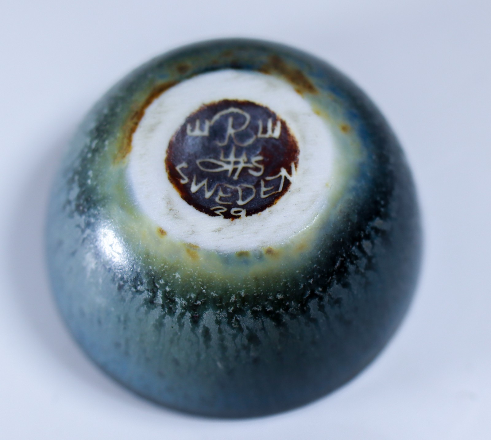 Lovely Lidded Miniature Jar – Carl-Harry Stålhane Rörstrand – Midcentury Modern
