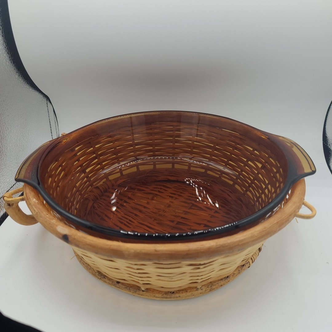 Anchor Hocking Amber Brown 2 QT Oval Casserole Dish #433 Wicker Basket No Lid