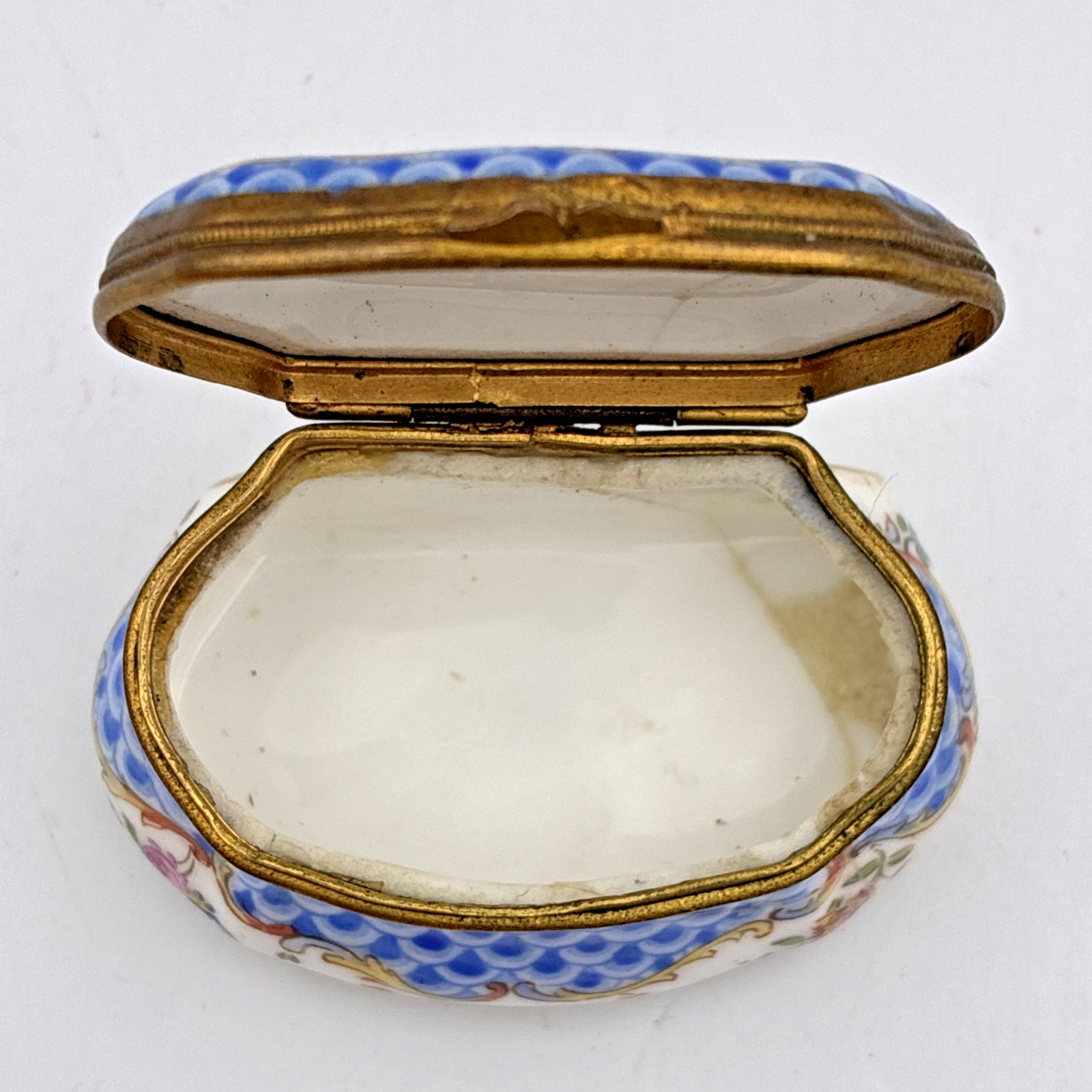 Antique Edme Samson of Paris Porcelain Hinged Trinket Box Hand Painted French