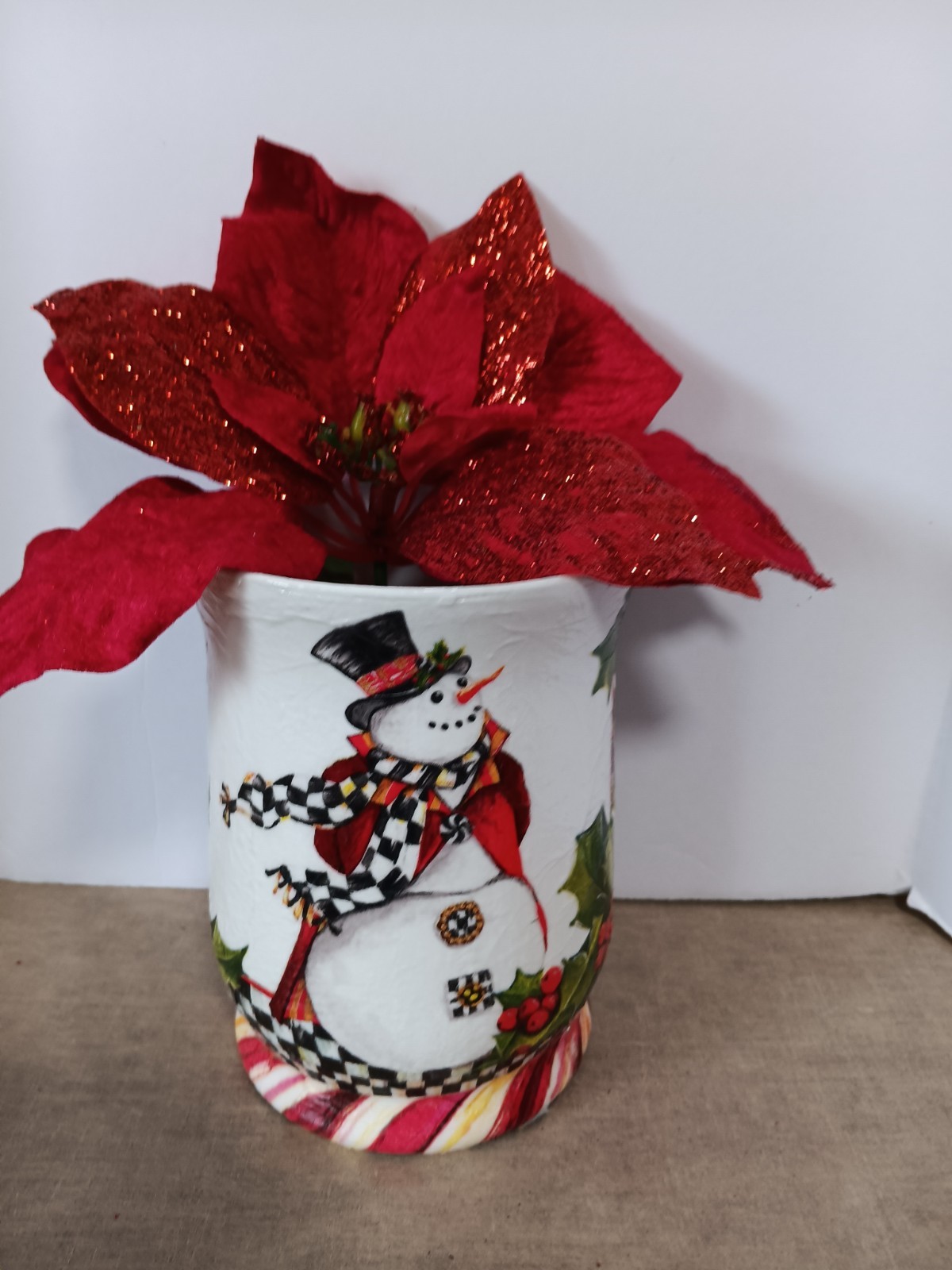 FITS WITH MACKENZIE -CHILD’S SNOWMAN GLASS 6 ” VASE, MADE BY ME