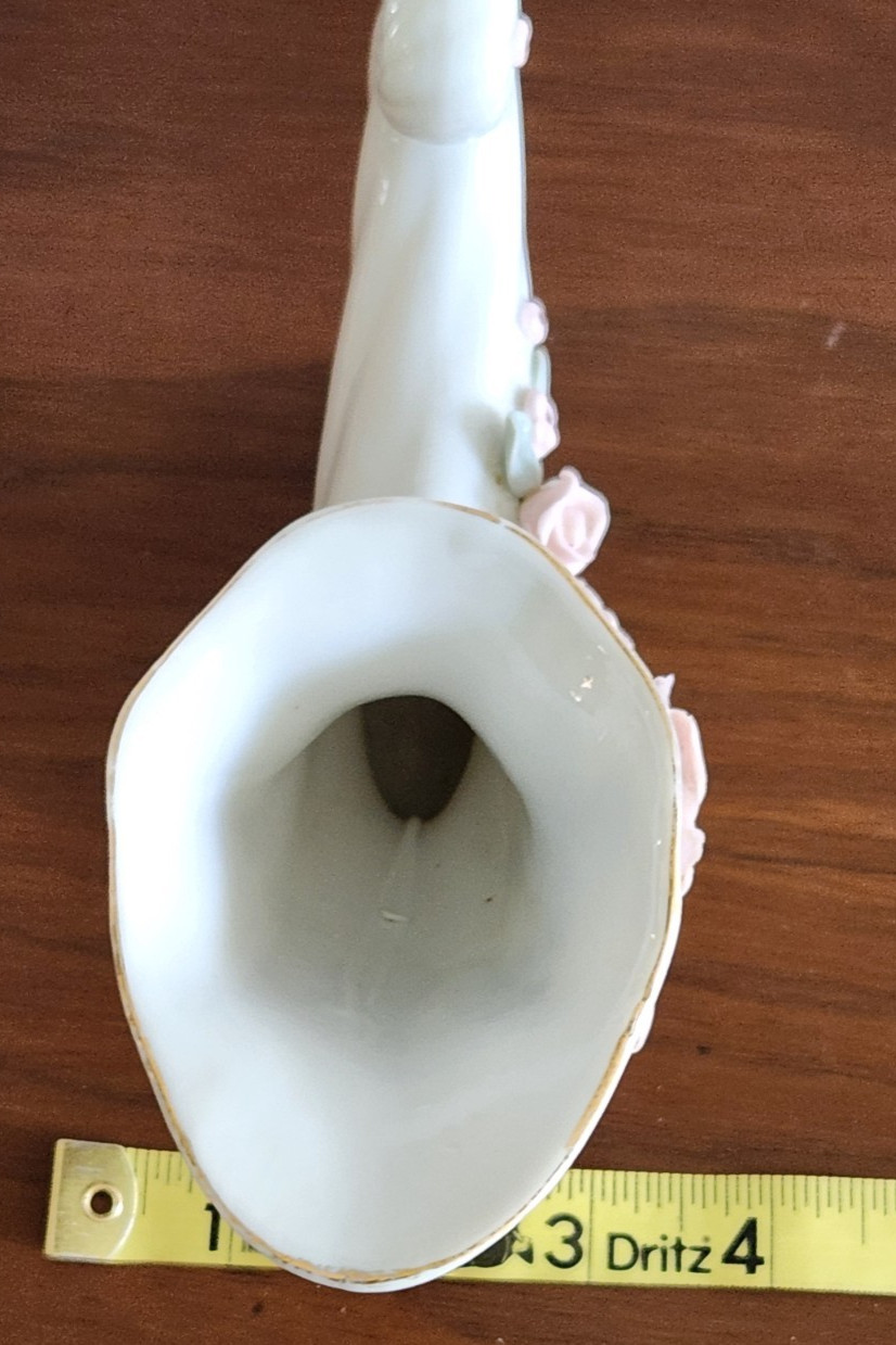 Vintage White Pink Cornucopia vase with 3D Capidimonte -type Roses Flowers