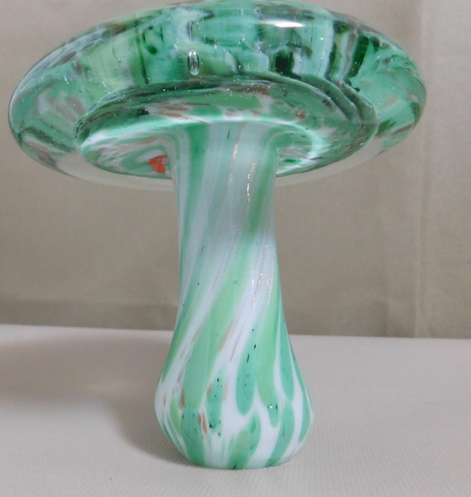 Vintage Glass Clear Green & White Mushroom Toadstool Paperweight 4”