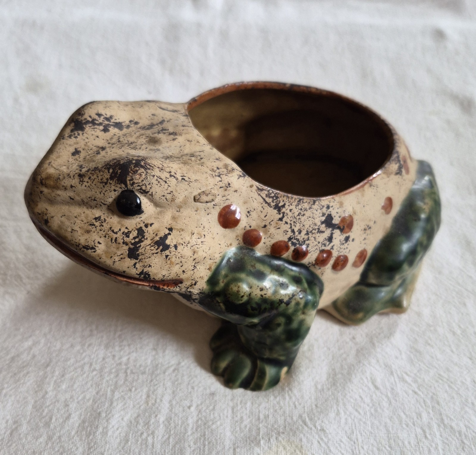 Vintage Frog Planter Tan Matte Ceramic Green Glazed Legs 6.5″ x 5″ x 3.25″