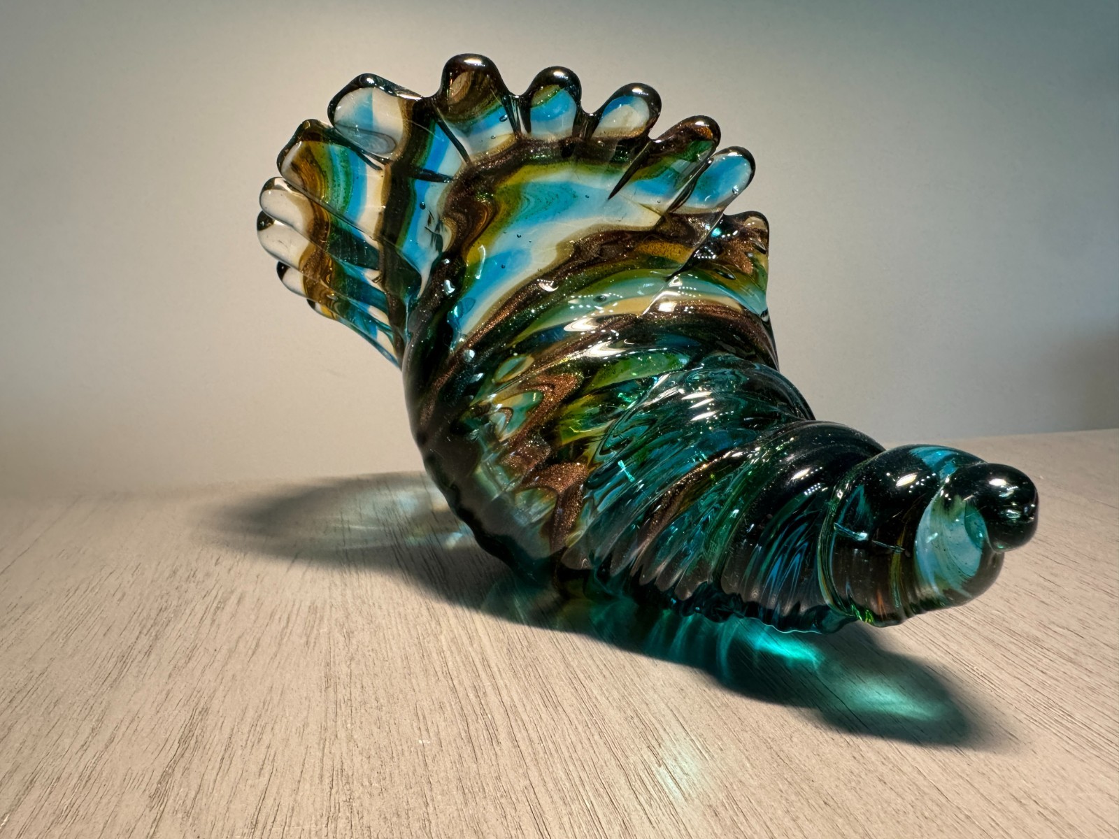 Blue/Green/Gold Swirl Blown Glass Conch Shell Sculpture, Excellent Condition