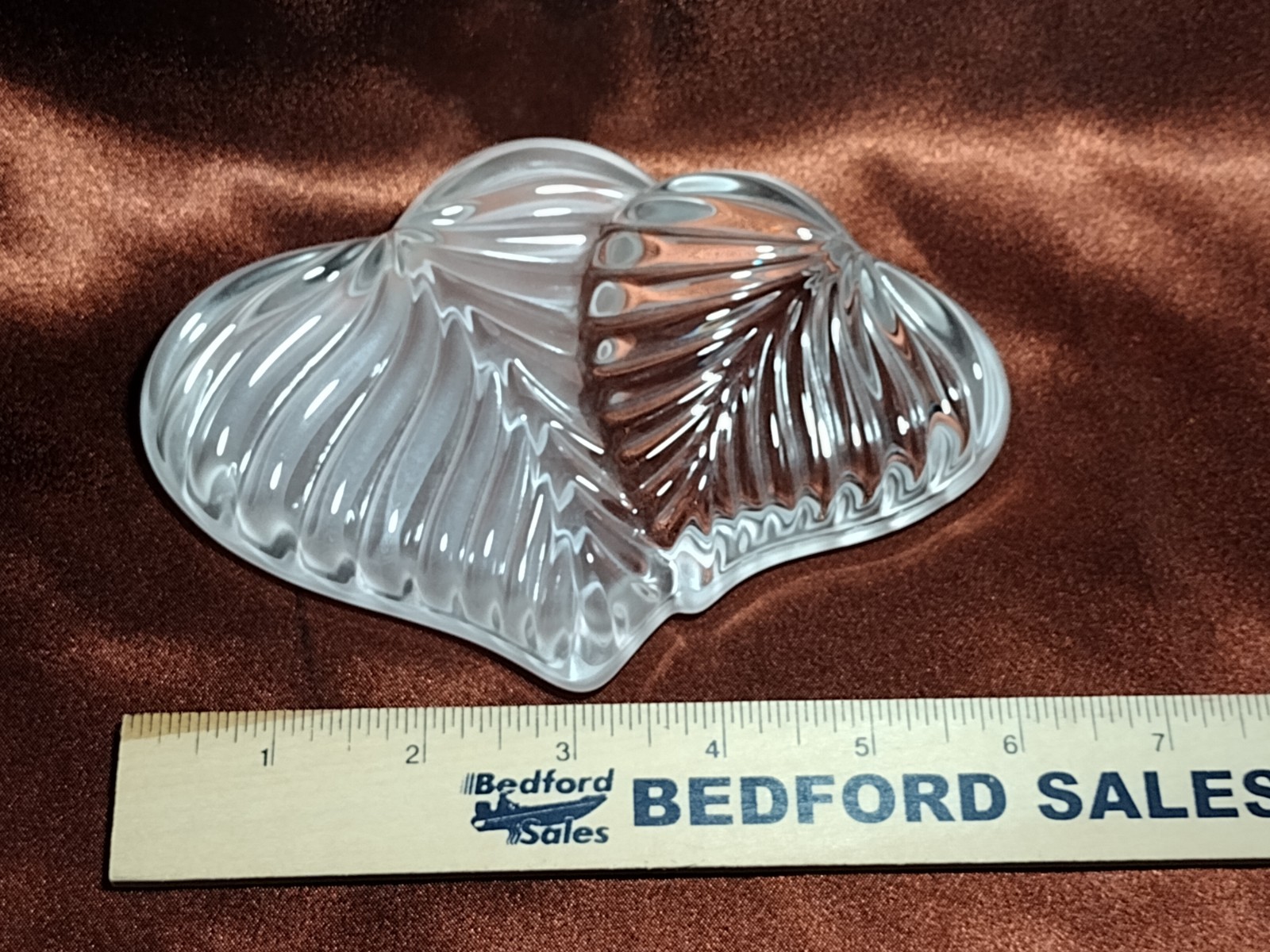 Mikasa Allure Crystal Glass Trinket Box (Double Heart With Satin & Clear Leaves)