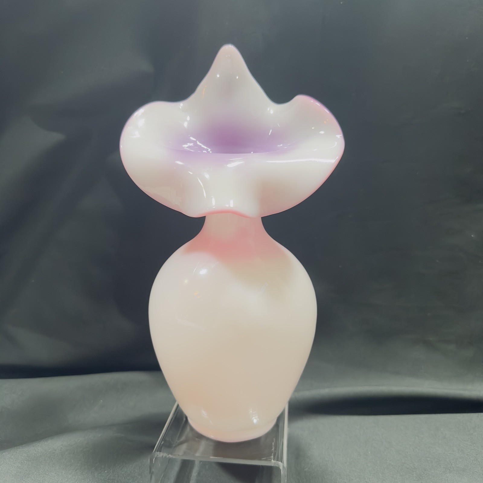 Art Glass Jack in the Pulpit White Pink Purple Ombre Glass 10.5″ Vase Wavy
