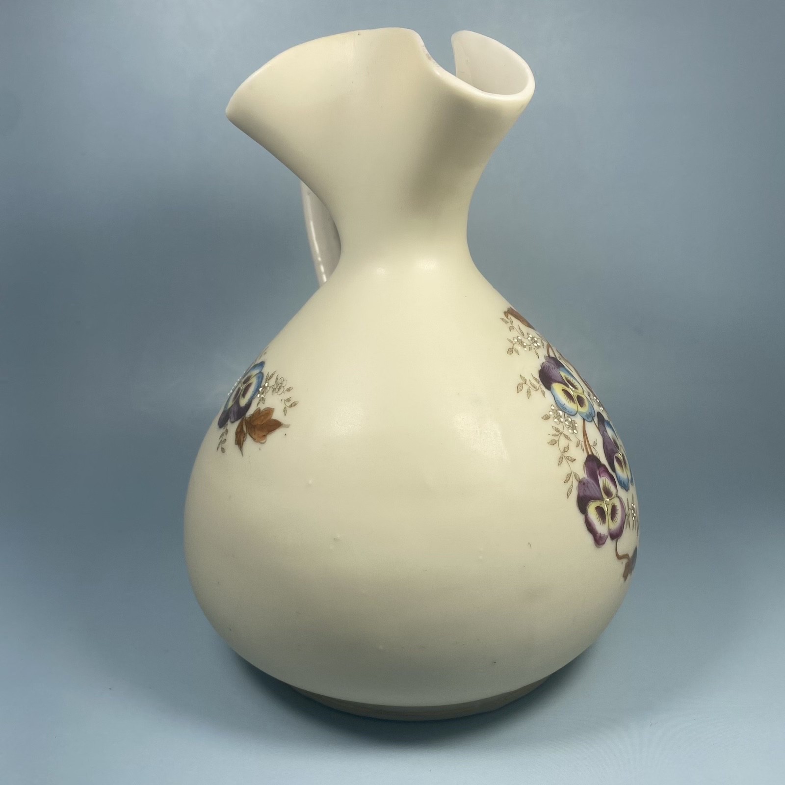 Beautiful Antique Victoria Carlsbad Austria Hand-Painted Ruffled Ewer ~ Nice!