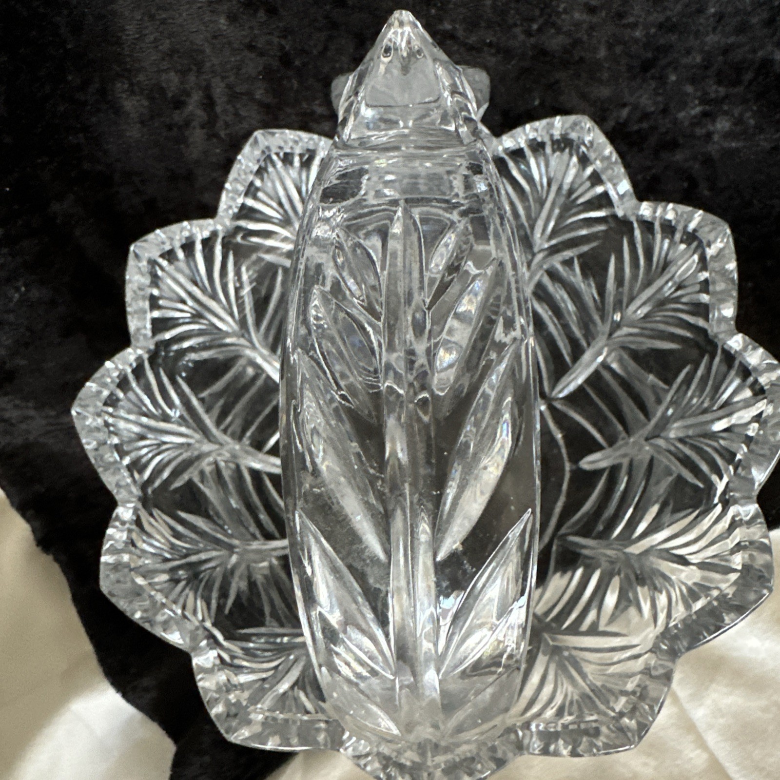 Vintage Crystal Glass Clear Handled Basket Leaf Design 8″Tall