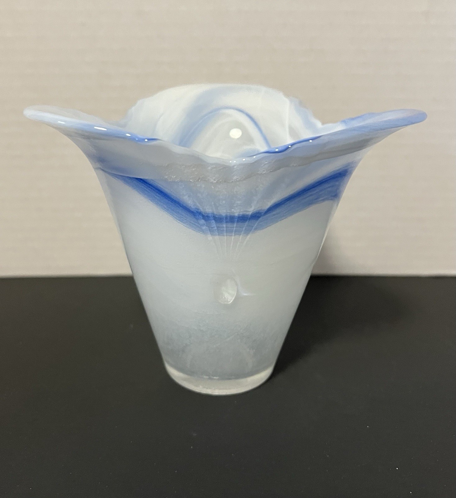Murano Style Glass Vase HandBlown Swirl Handkerchief Blue White Flared Rim 4.5”H