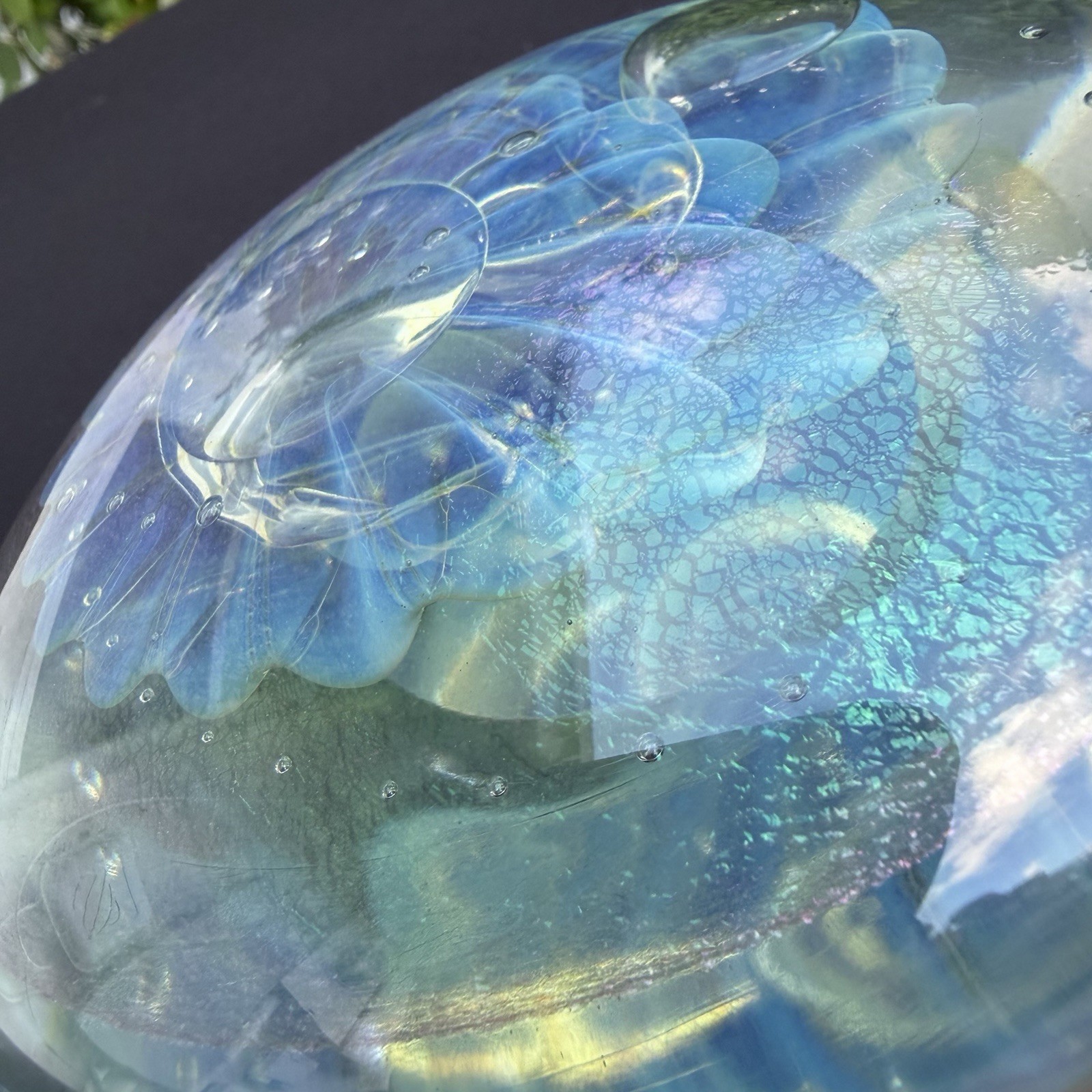 Eickholt Signed Seascape Opalescent Blue Stand-up Disc 6”x5.5 Paperweight Flower