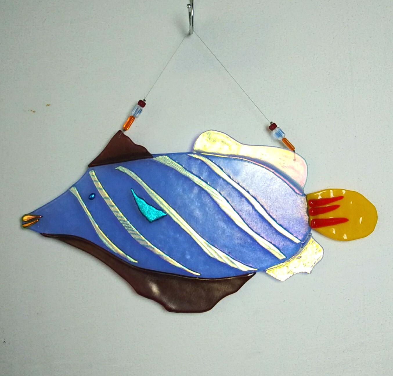 Handmade Iridescent Fused Glass Art Fish Suncatcher Window Wall Hanging 13″
