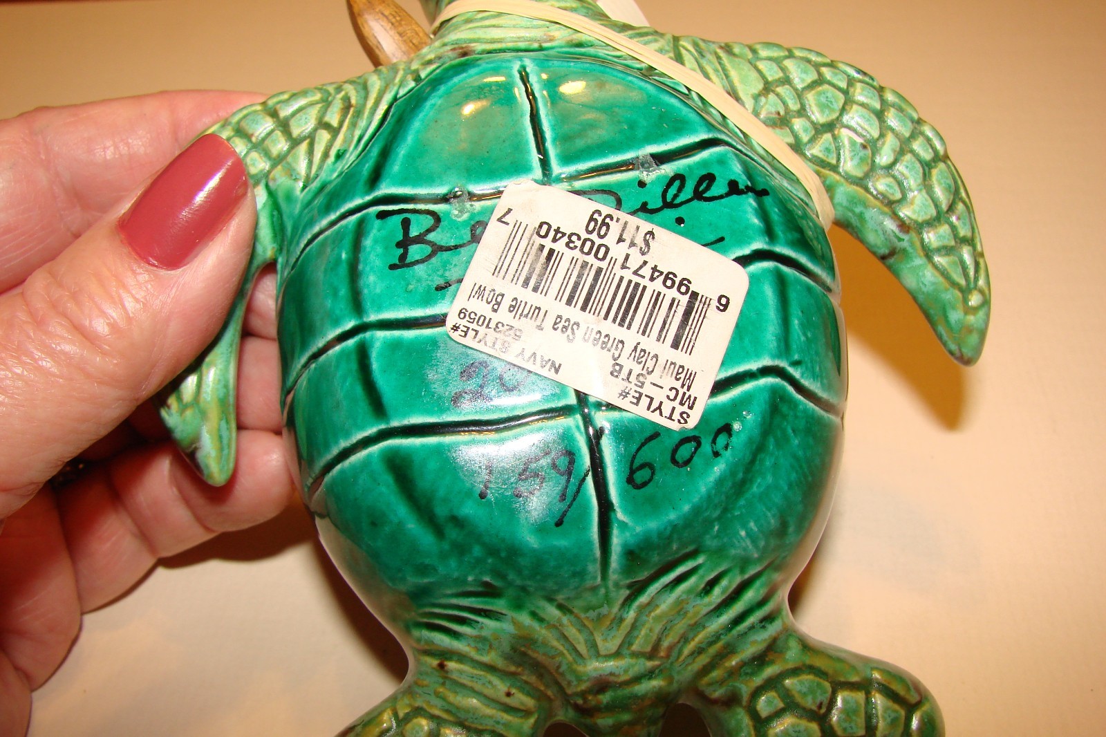 HAWAIIAN GREEN SEA TURTLE SALT SPICE DISH WITH WOODEN SPOON BEN DILLER SIGNED #