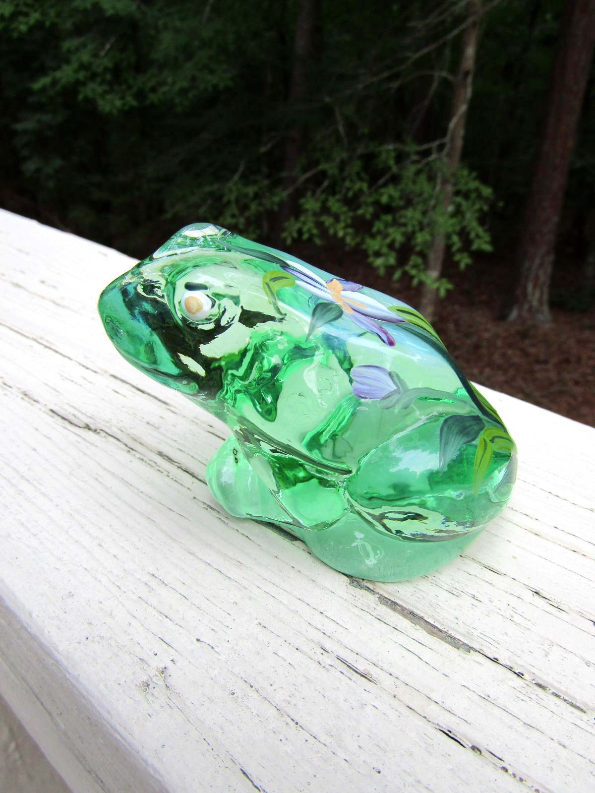 Fenton Glass / Light Green FROG Figurine / IRIS Trim / K. Pickenpaugh / 1998