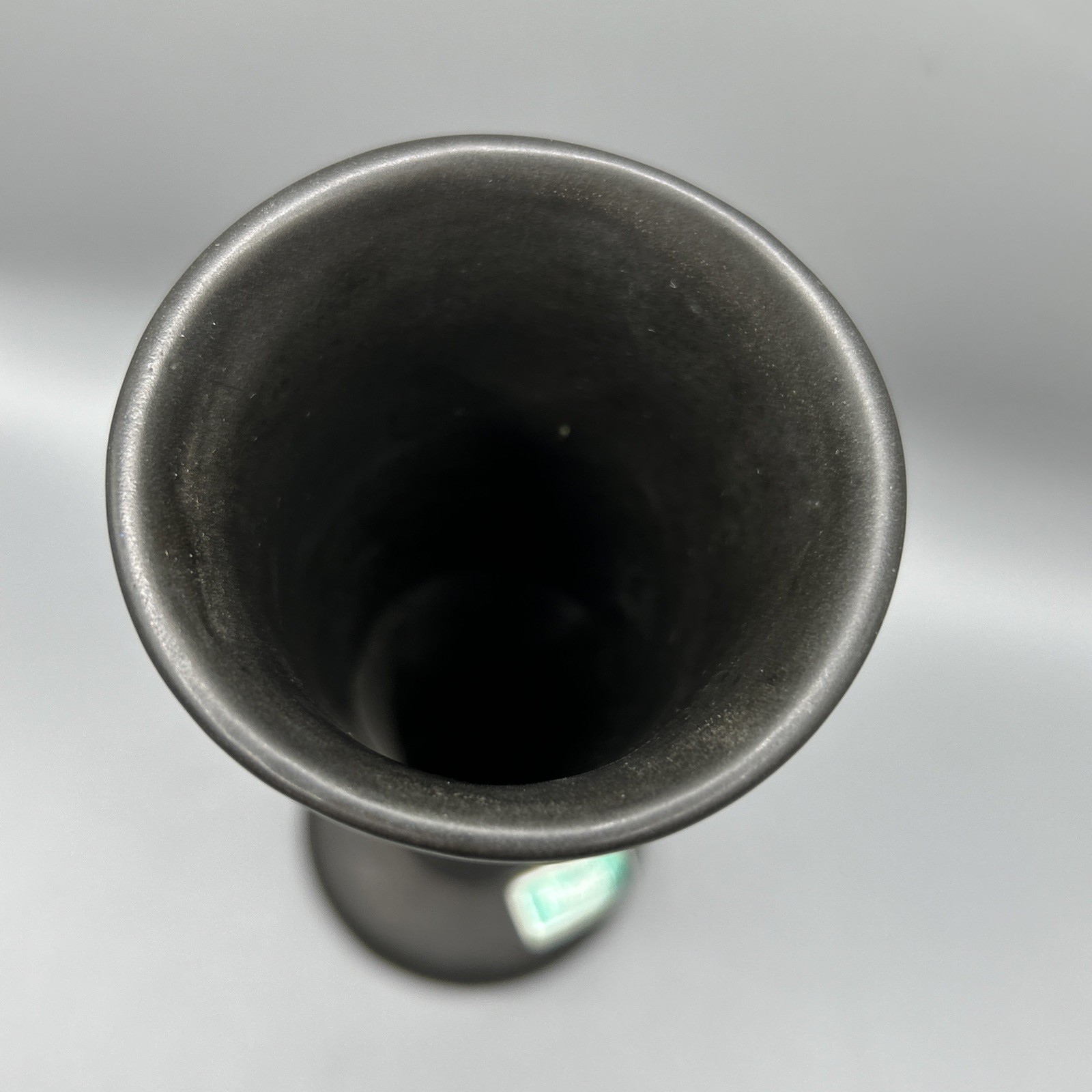 Vintage Haeger USA Classic Black Satin Vase 9.25”T x 2.75”D with Sticker