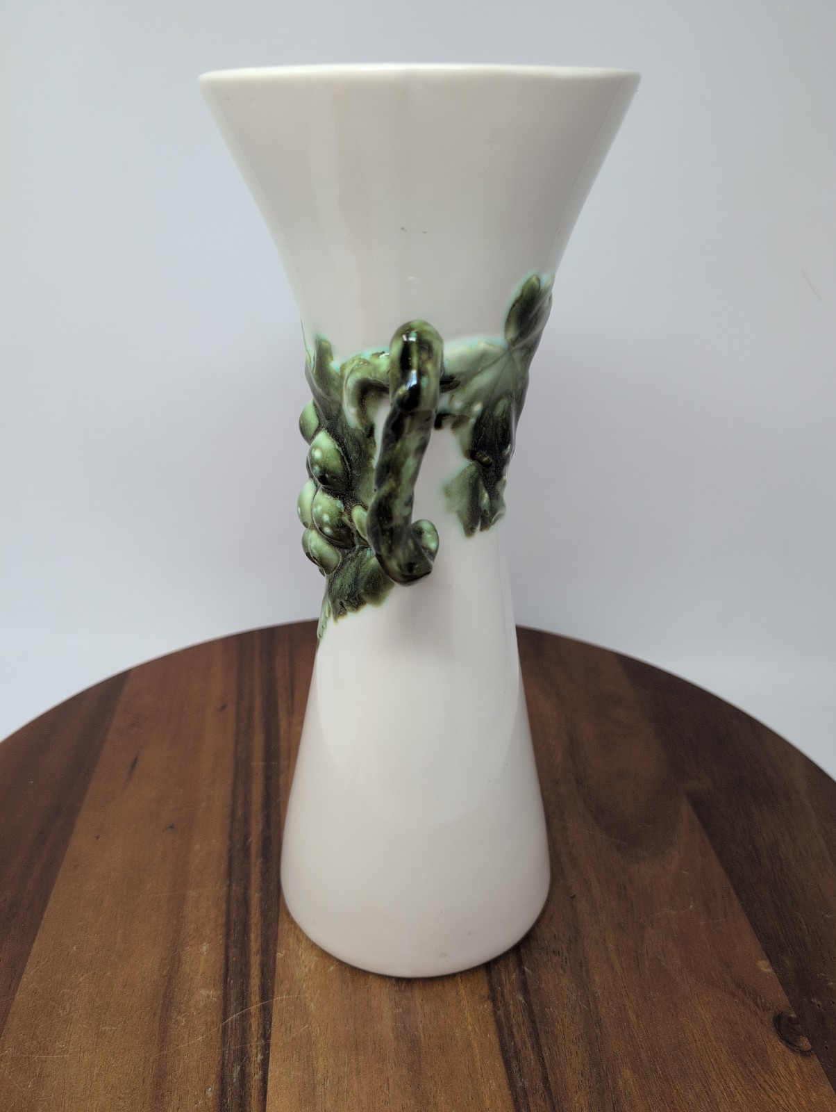 Hull Tokay #12 USA Tall Art Pottery Vase-Tuscany-Green Grapes 12″ Tall 4.5″ W