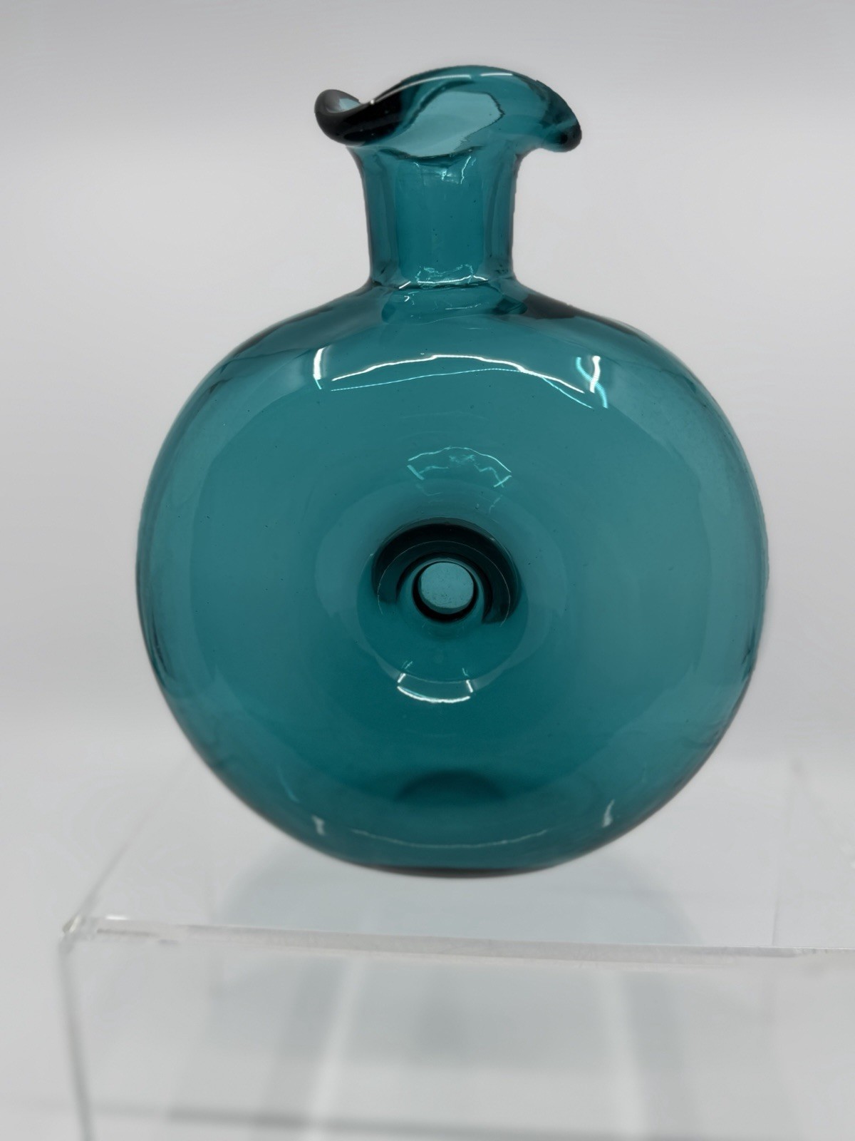 Donut Teal Blue Green Scalloped Top Vase 7”