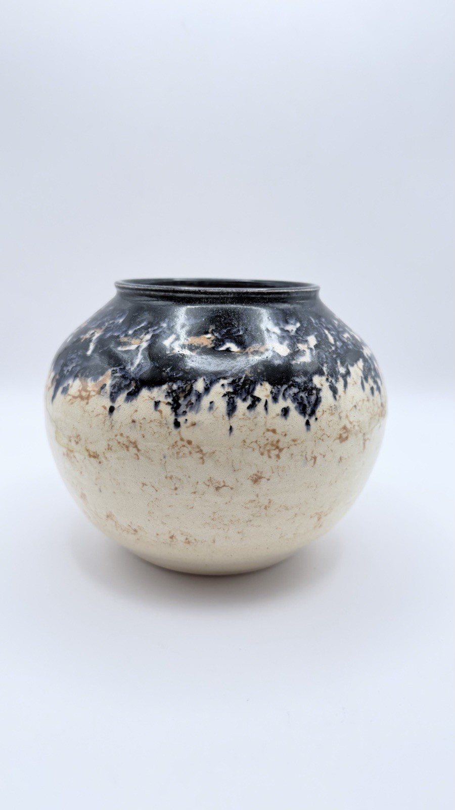 Studio Art Pottery Duo-tone Hand Glazed White & Blue Pot 5″ Stamped Studio Ware