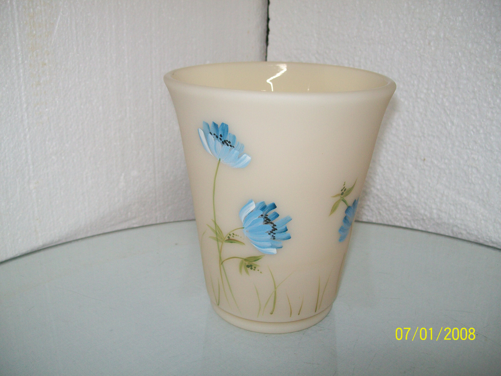 Fenton 2007 Flip Vase # DP 060 HP