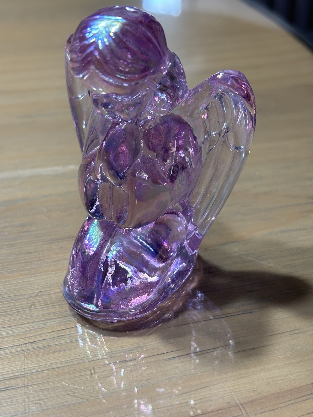 Vintage Moser Sitting Praying Angel Pink/Purple Iridescent 3.5” Tall