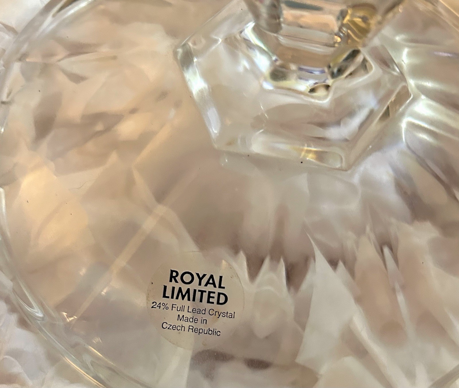 Royal Limited 24%Full Lead Crystal Tulip Biscuit Barrel – Czech Republic