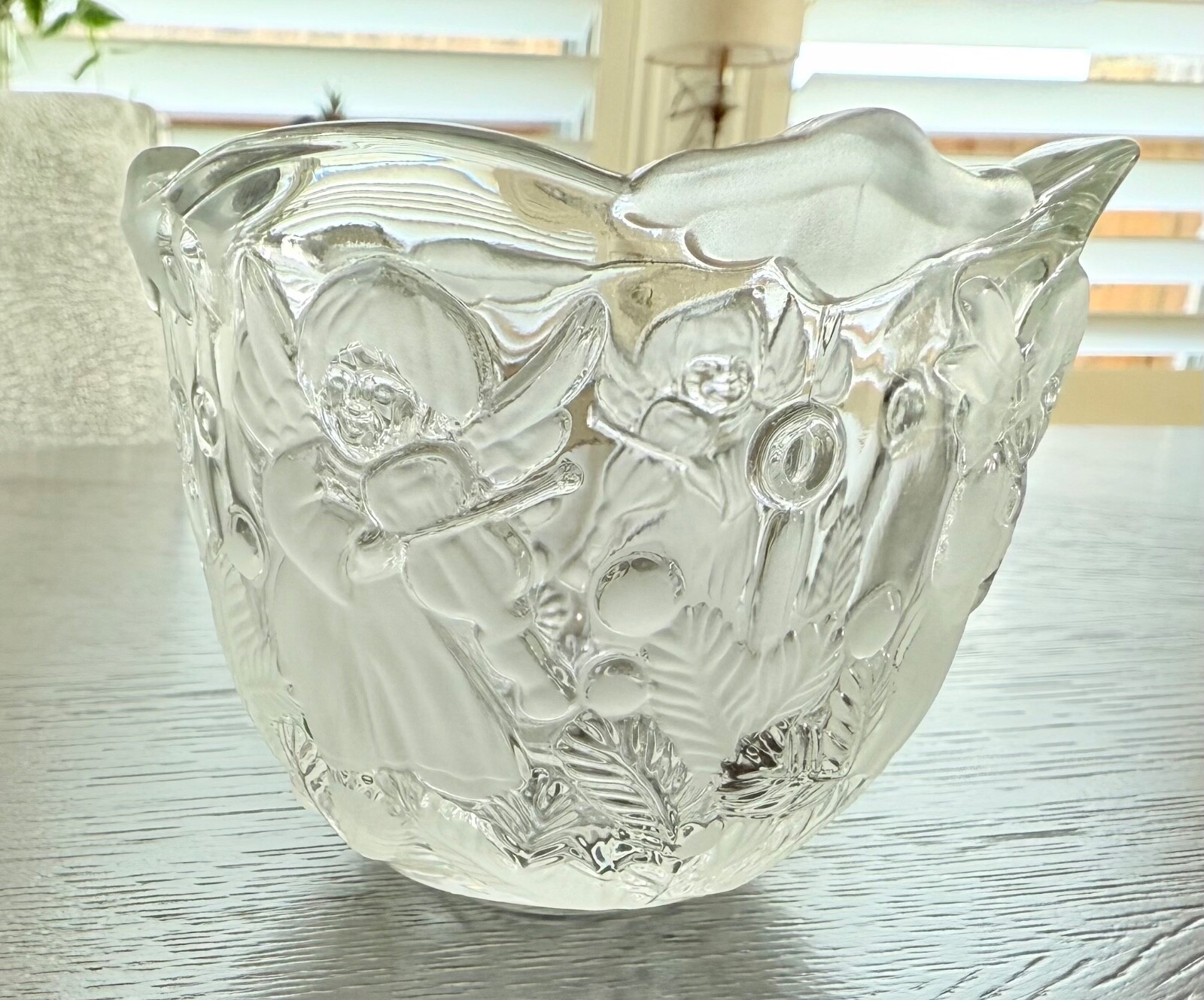 Mikasa “Holiday Lights” Candle Holder Frosted Clear Angels Candy Dish