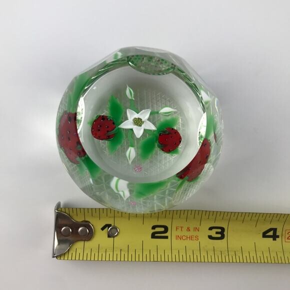 Perthshire 1986D Strawberries Lampwork Fruit Flower Faceted Paperweight Cert