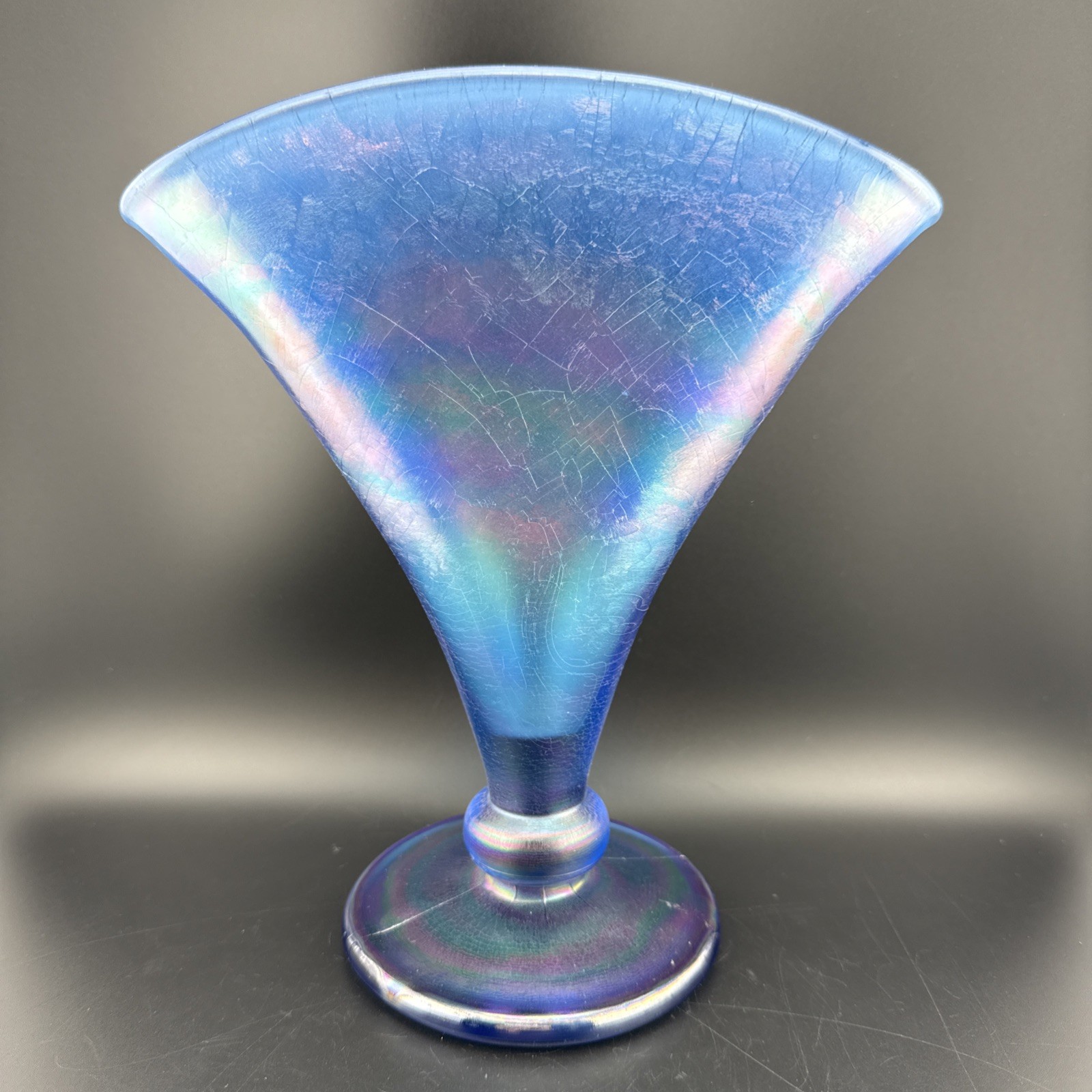 Vintage FENTON Metropolitan Museum of Art Celeste Blue Stretch Glass Fan Vase