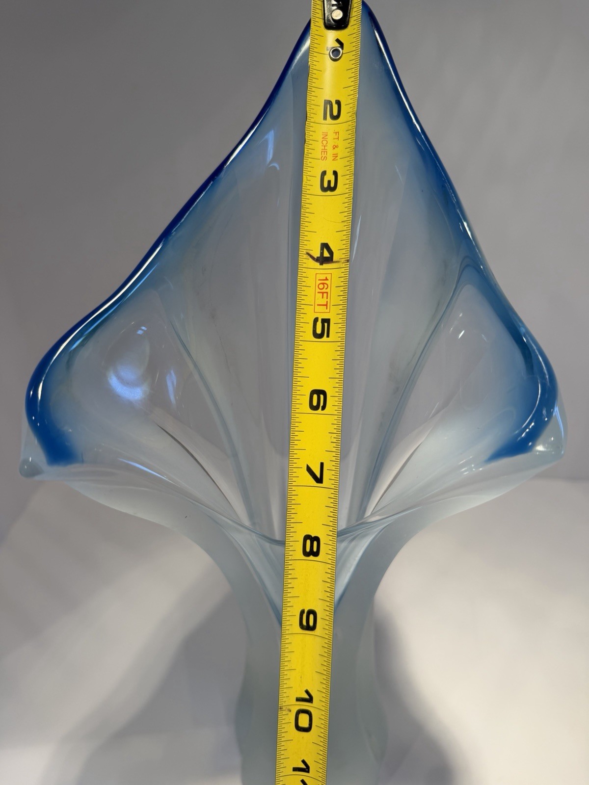 15” Hand Blown Murano Style Blue and White Jack In Pulpit Vase – See Details